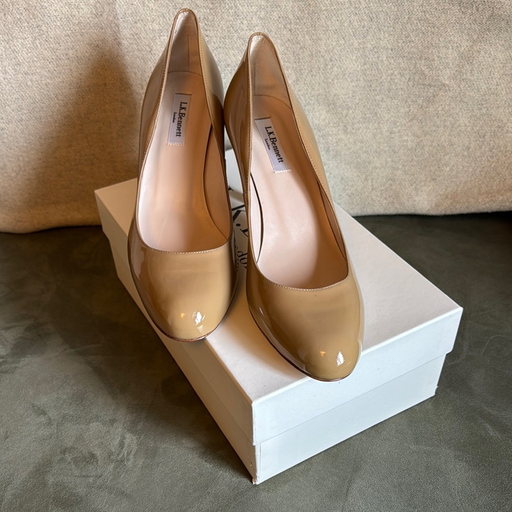 LK Bennett Tan Patent Leather Pumps